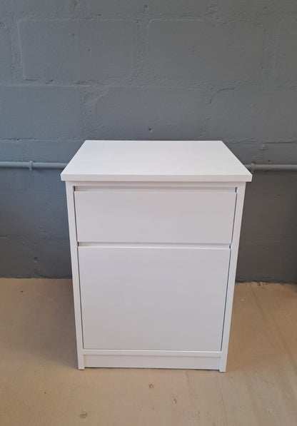 Bedside Pedestals
