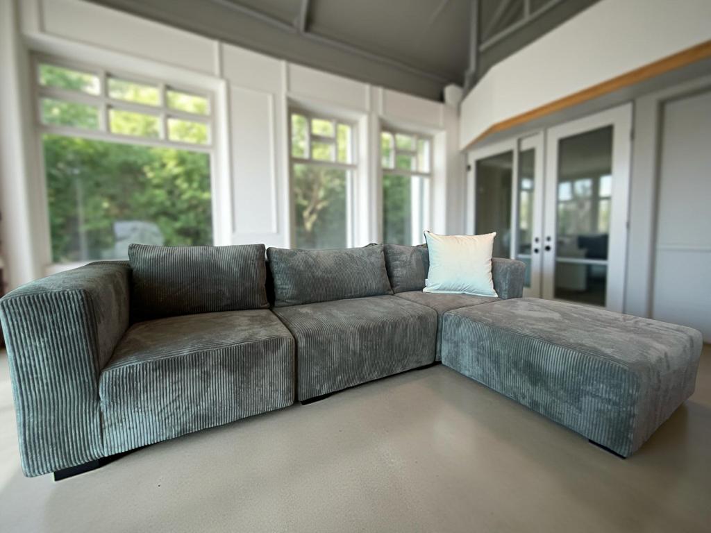 Bernard Modular 4-Piece Sofa